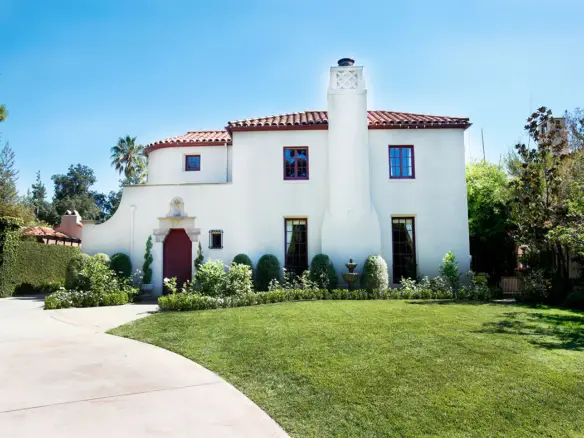 Guaranteed modern home