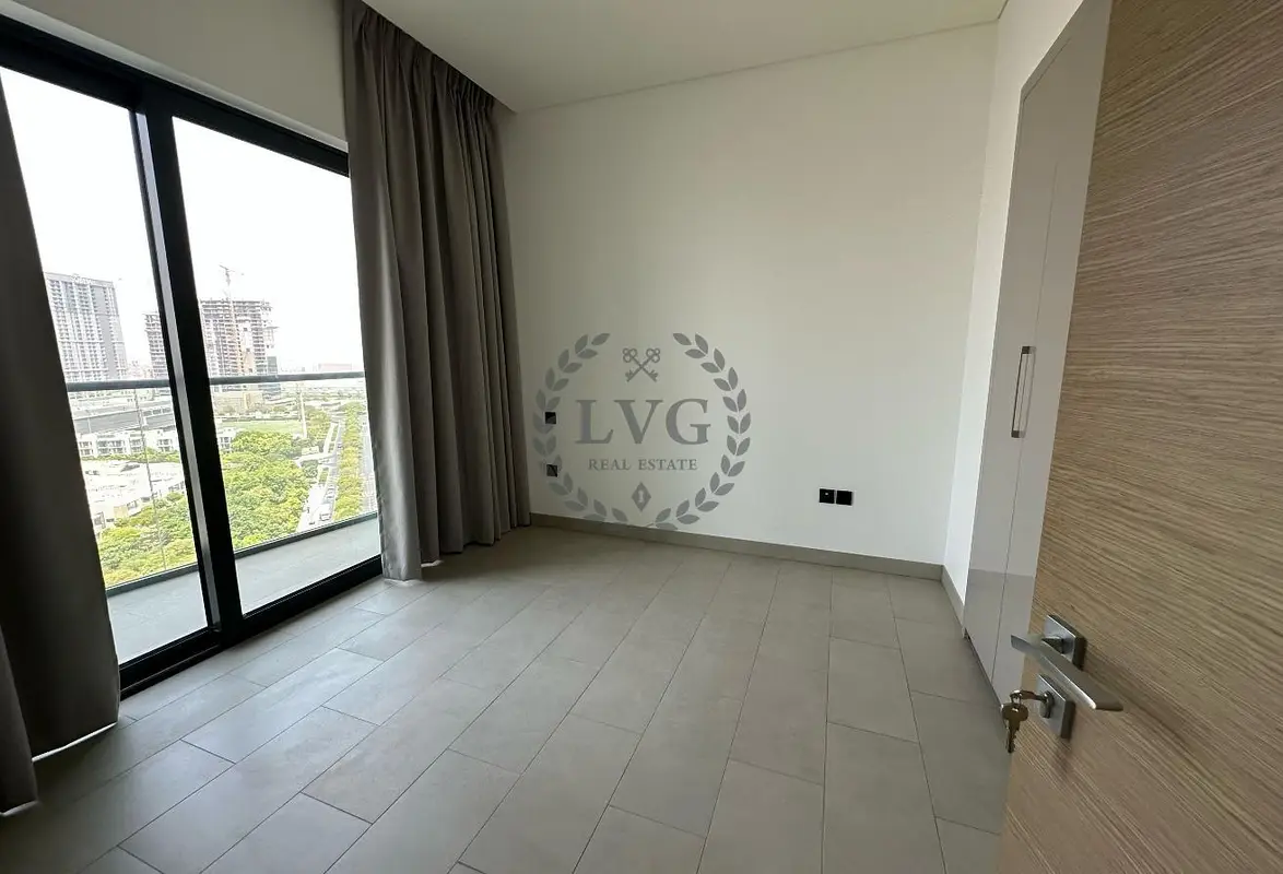 Best Investment| Mid-Floor 1 BR | Bright & Modern
