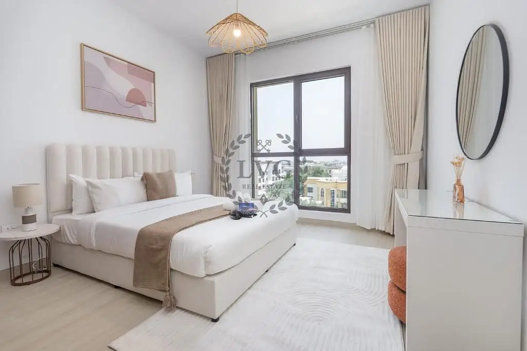 MID FLOOR | BURJ AND SKYLINE VIEW | FULLY FURNISHED