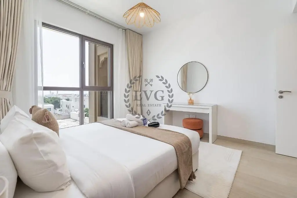 MID FLOOR | BURJ AND SKYLINE VIEW | FULLY FURNISHED