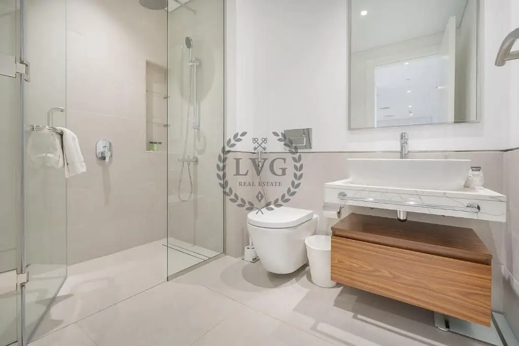 MID FLOOR | BURJ AND SKYLINE VIEW | FULLY FURNISHED