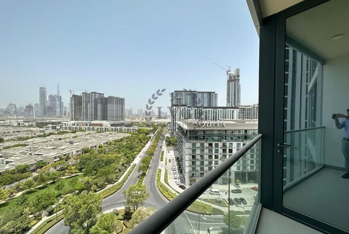 Skyline View | High-Floor 1BR | Inquire now