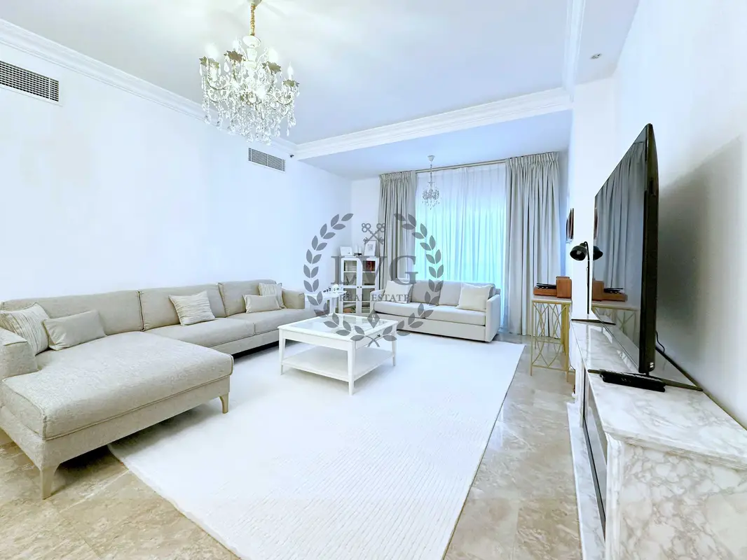 Elegant Living | Serene Community View
