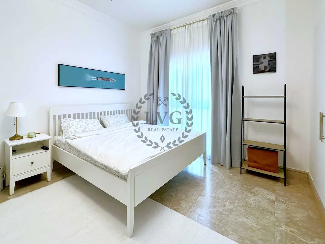 Elegant Living | Serene Community View